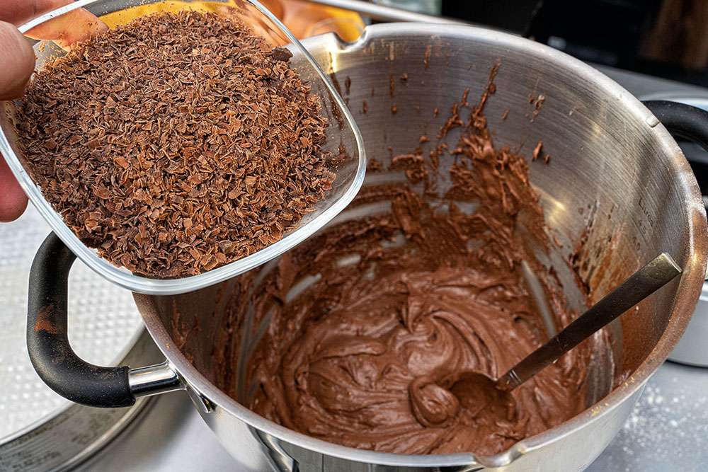 Schokolade unterheben