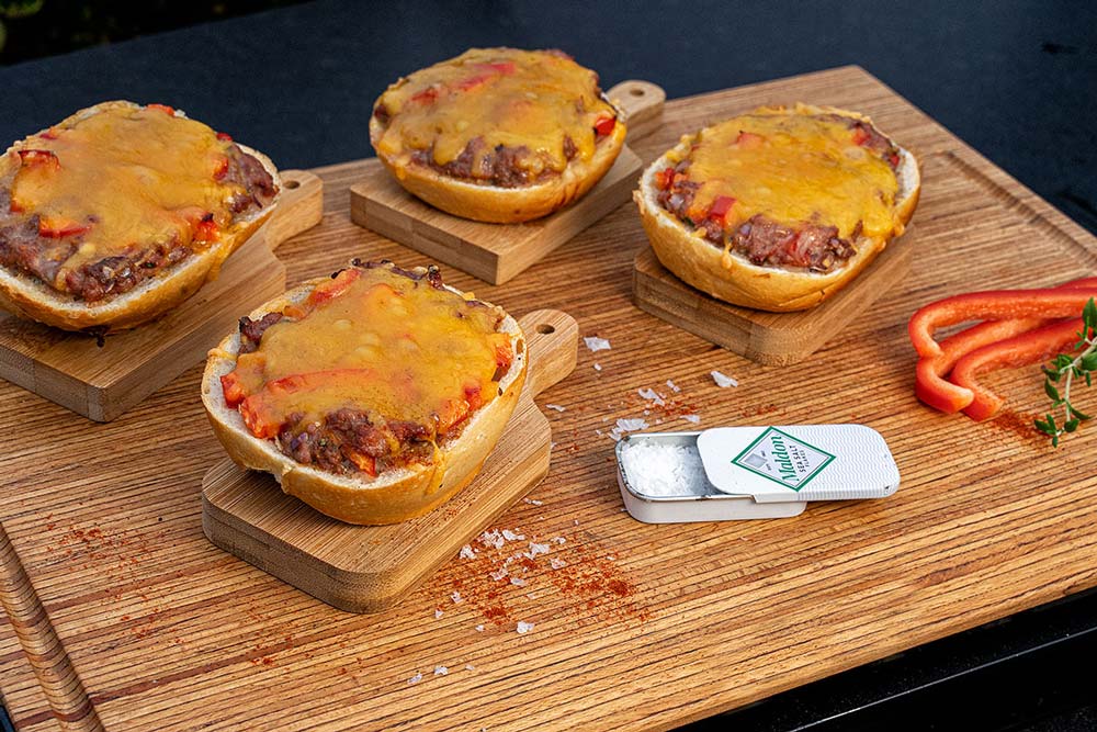 Überbackene Mettbrötchen