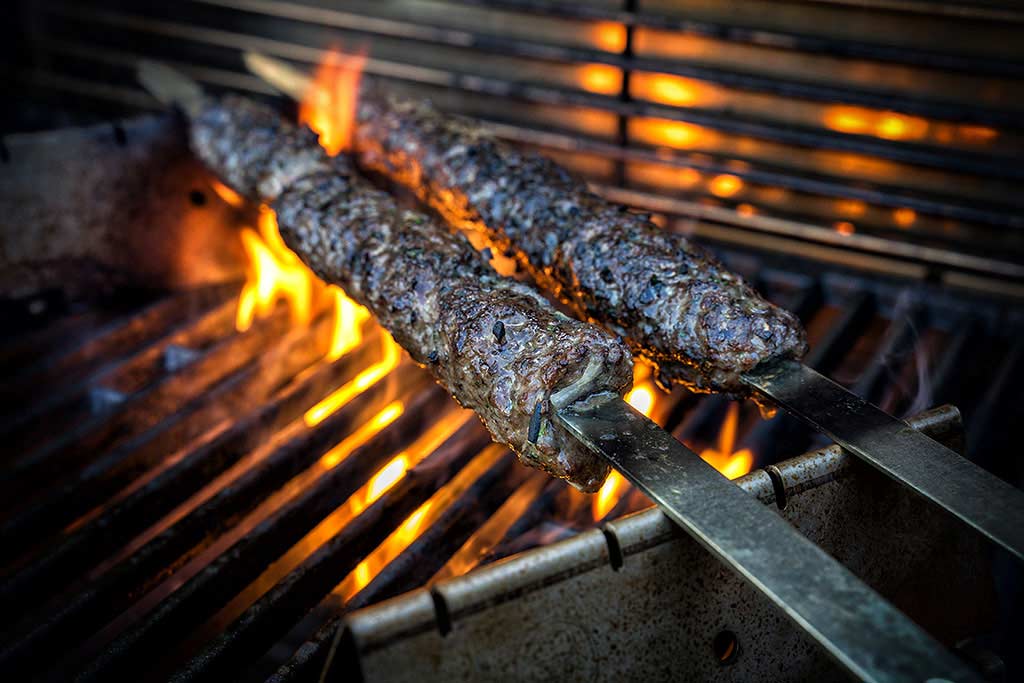 Spieße grillen