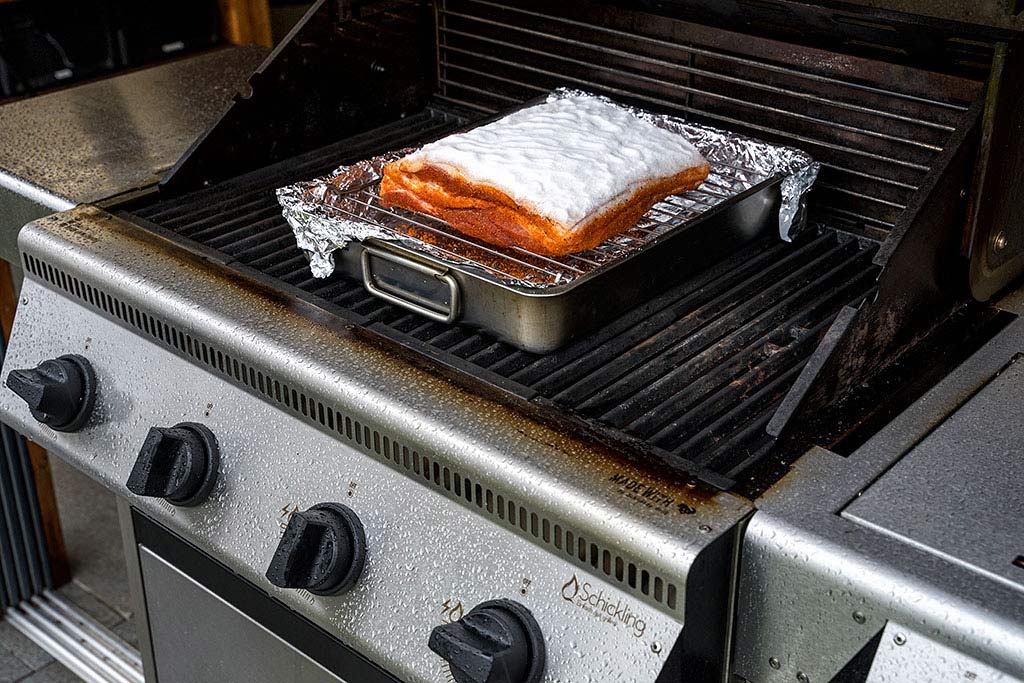 Duroc Schweinebauch vom Gasgrill