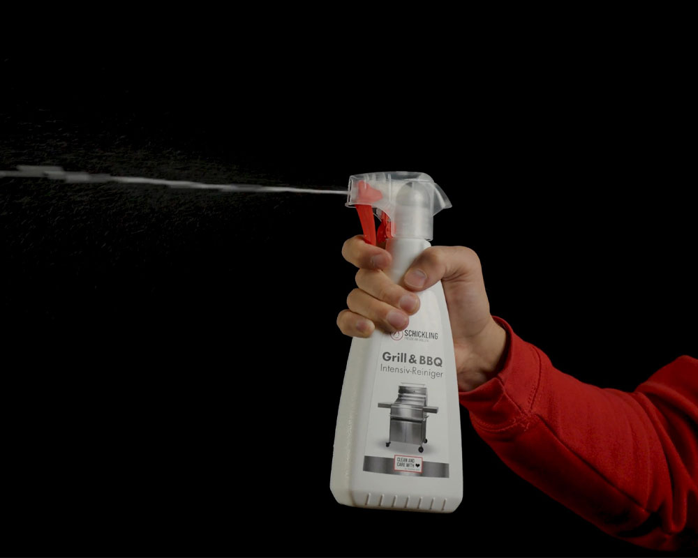 Oberfläche aus 20 cm Entfernung einsprühen