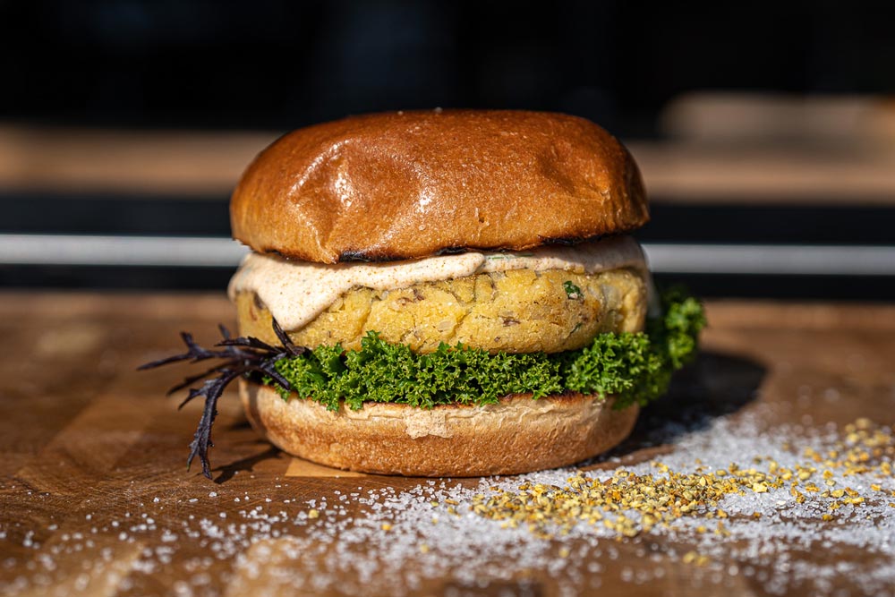 BLUMENKOHL VEGGIE BURGER