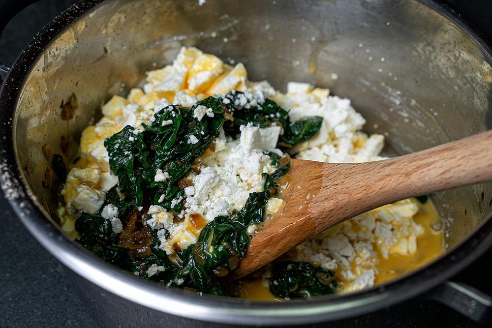 Spinat-Schafskäse Füllung für Pide