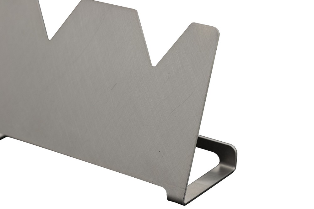 Spießhalter können dank der Aussparungen nicht verrutschen