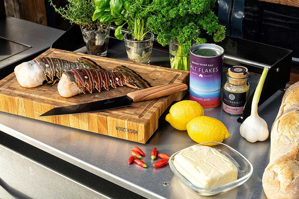 Langustenschwänze mit Kräuterbaguette