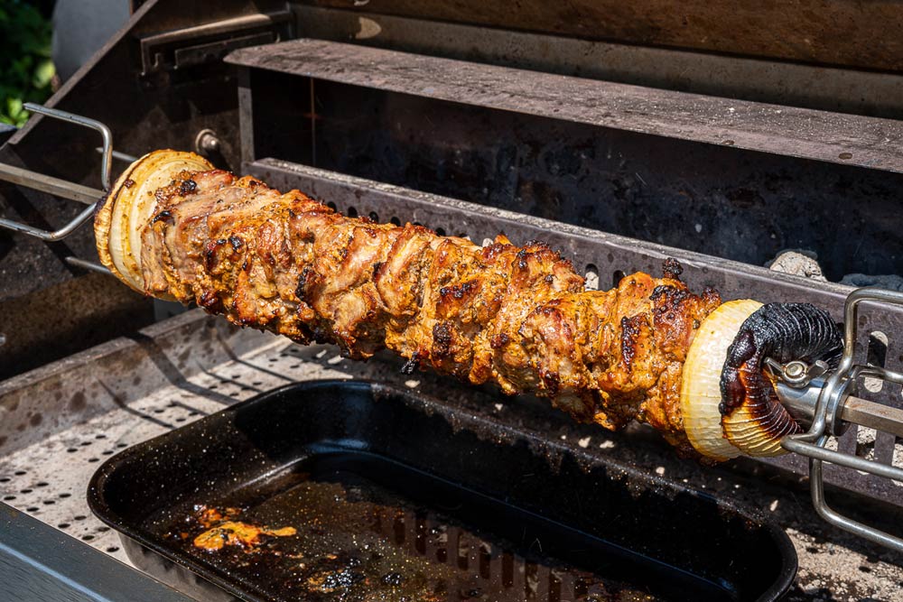 Drehspieß wieder einsetzen