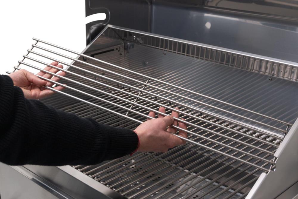 Das Warmhalterost kann auch komplett entfernt werden