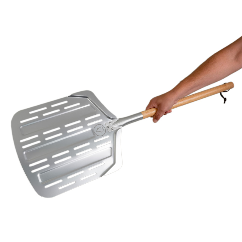 89 cm Länge für bequemes Hantieren ohne der Hitze zu nah zu kommen