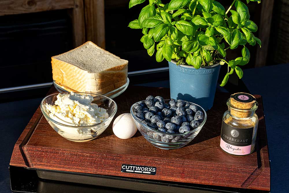 Gefüllte Bratäpfel mit Haselnussstreusel