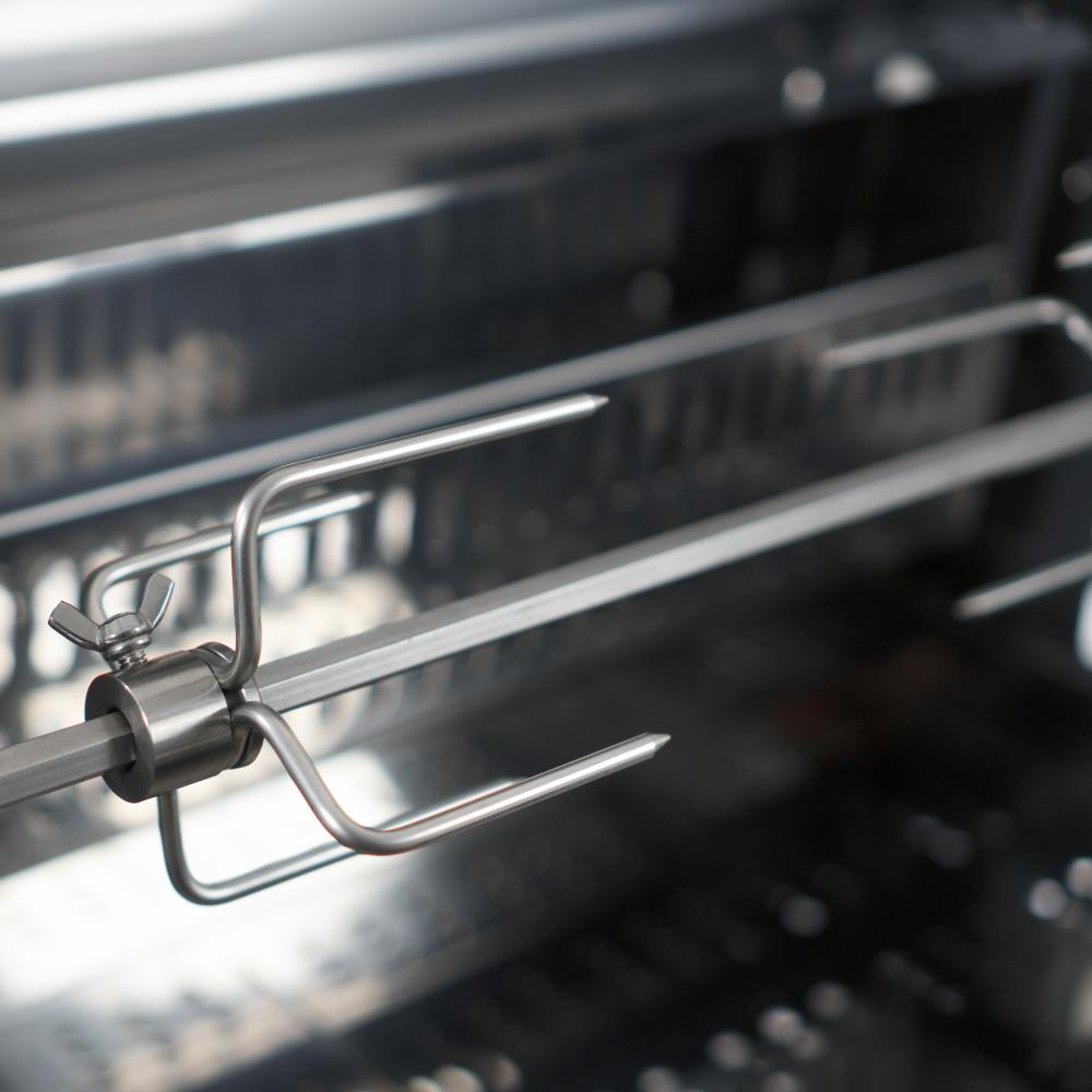 Die Fleischklammern halten das Grillgut zuverlässig fest