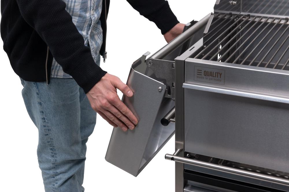 Der Ablagetisch kann komplett runtergeklappt werden