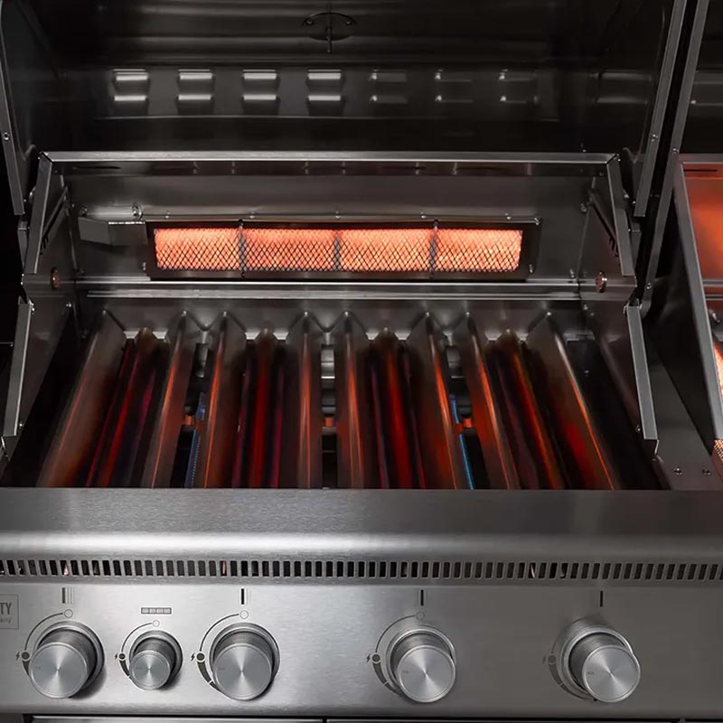 Gleichmäßig gebräunt