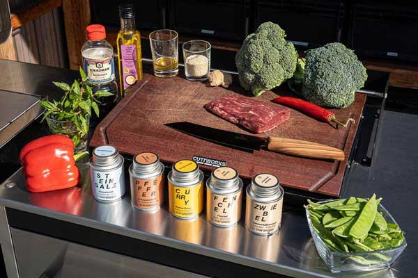 Alle Zutaten um ein Australian Flank Steak mit Feigen Chutney zu grillen.