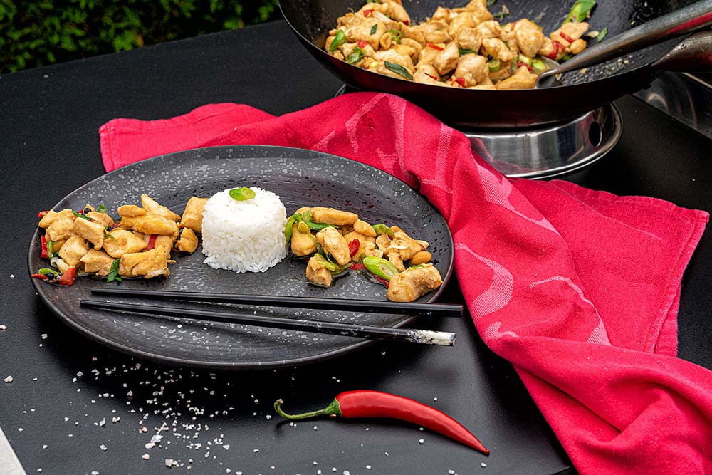 Kung Pao Chicken aus dem Grillwok