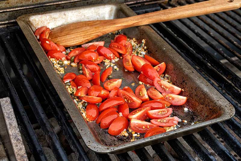 Cocktailtomaten hinzugegeben