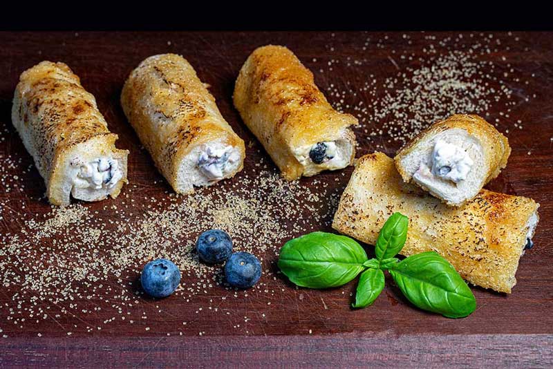 French Rolls mit Blaubeeren