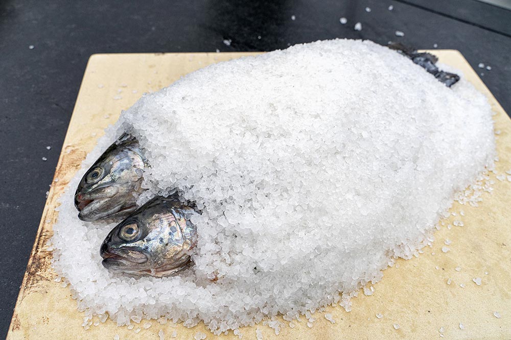 Salzkruste auftragen