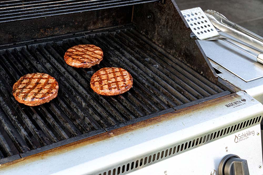 Patties grillen