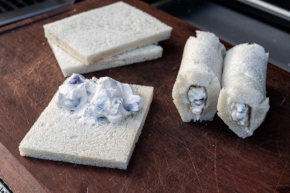 Toasts füllen & aufrollen